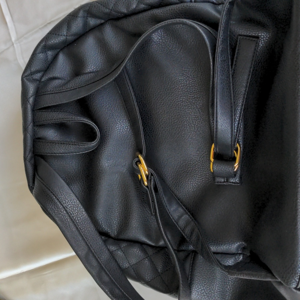 Large backpack - Picture 2 of 3